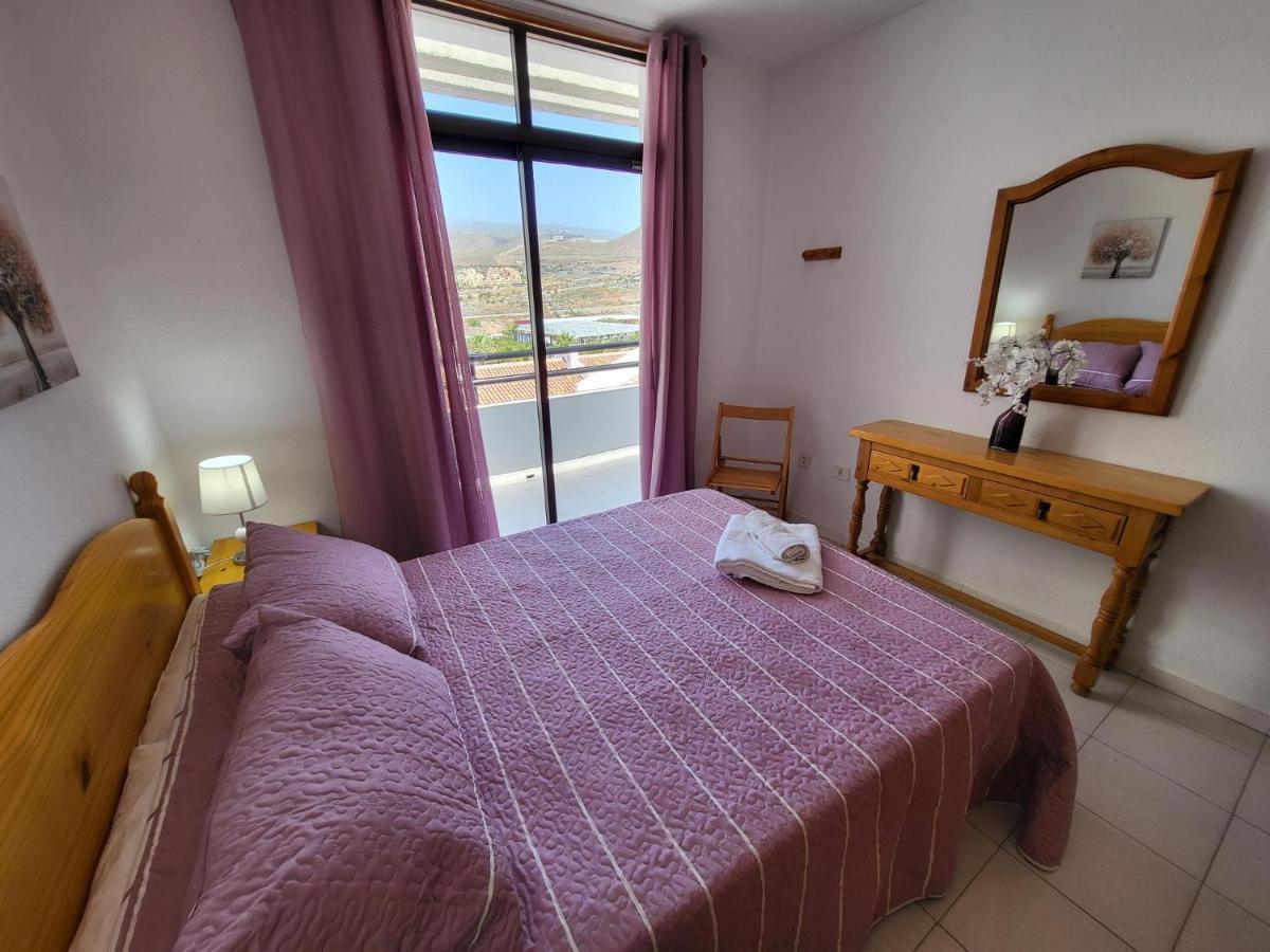 Garajonay Ii, Cristianos Apartment